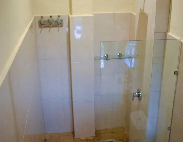 بيت ضيافة Sri Permana Deluxe